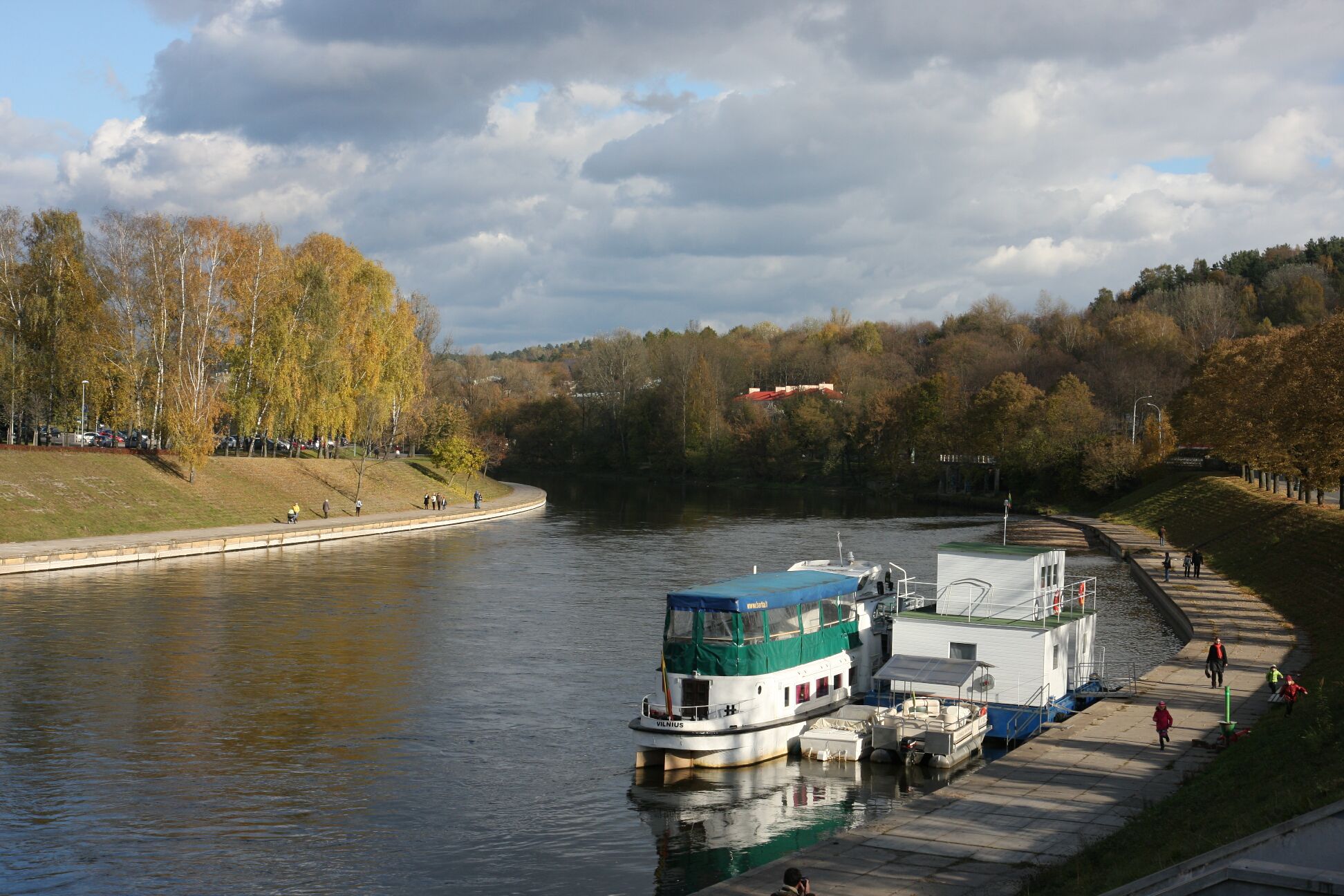 Neris spalį / Neris in October